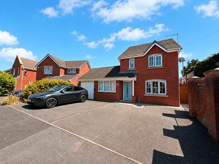 3 Bedroom Detached House For Sale In Breckside Park, Liverpool, Merseyside, L6