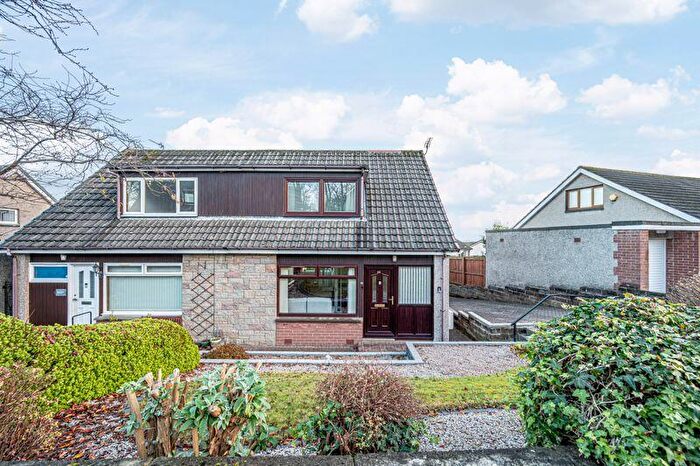 3 Bedroom Semi-Detached Villa For Sale In Woodlands Road, Kirkcaldy, KY2