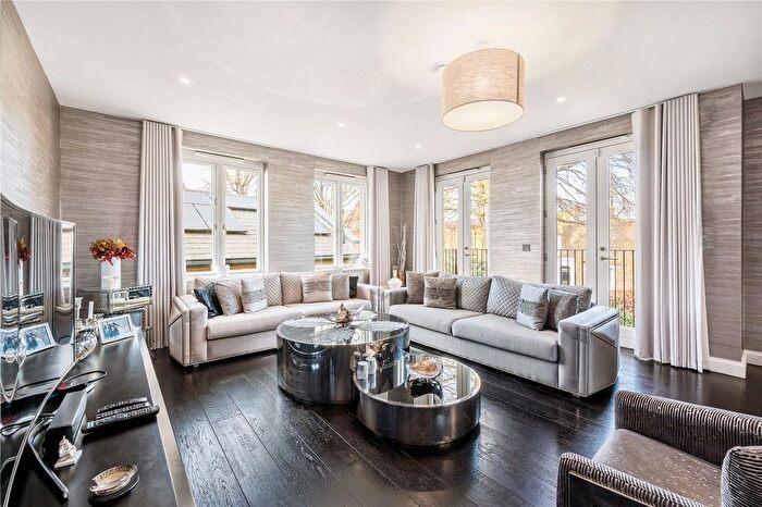 5 Bedroom End Of Terrace House To Rent In Ashchurch Grove, London, W12