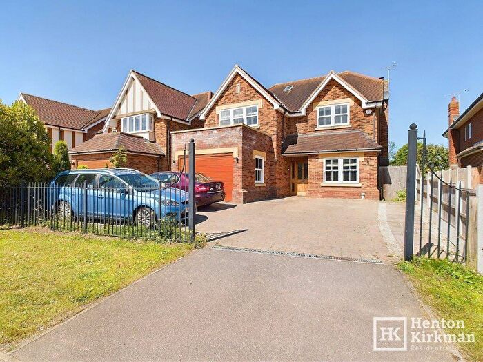 5 Bedroom Detached House For Sale In Norsey Road, Billericay, Essex, CM11