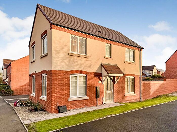 3 Bedroom Detached House For Sale In Furrow Close, Holly Green, Worcestershire, WR8