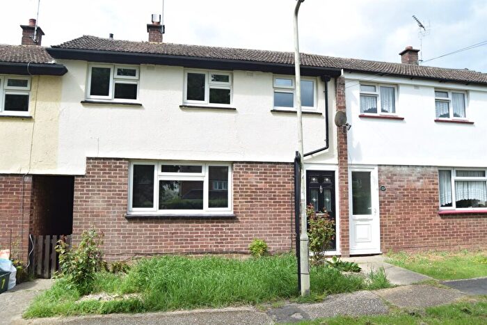 3 Bedroom Terraced House For Sale In Kennet Way, Chelmsford, CM1
