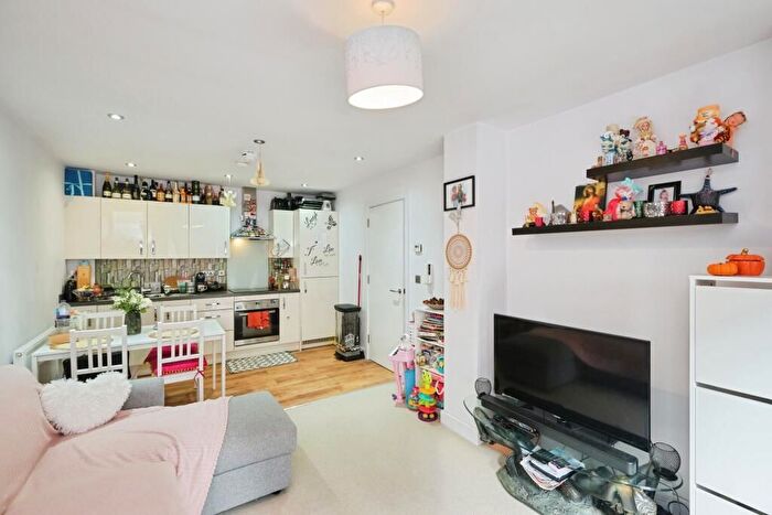 1 Bedroom Flat For Sale In Summer Lane, Birmingham, B19