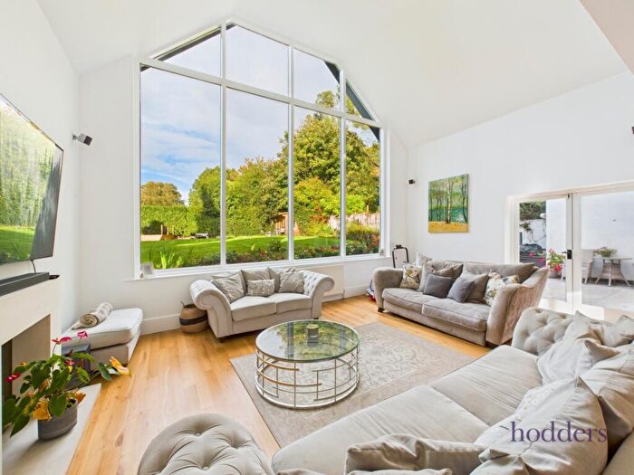 4 Bedroom Semi-Detached House For Sale In Addlestone, Surrey, KT15