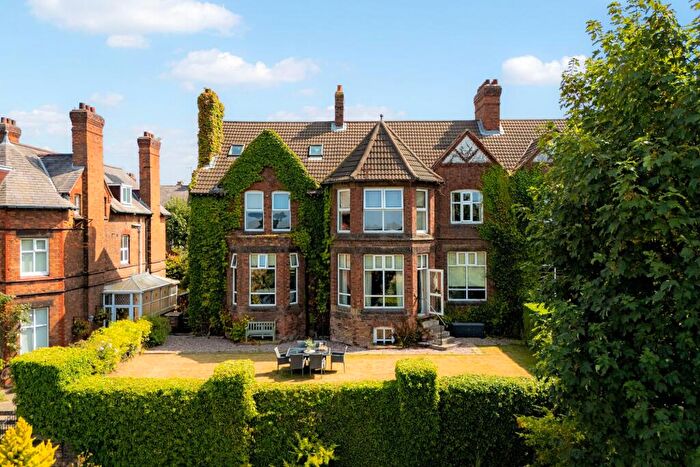 6 Bedroom Semi-Detached House For Sale In The Sycamores - Over, Square Feet Northwich Home With Views, CW8