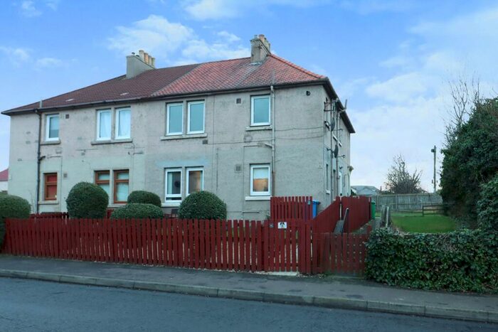 2 Bedroom Flat To Rent In Beatty Crescent, Kirkcaldy, KY1