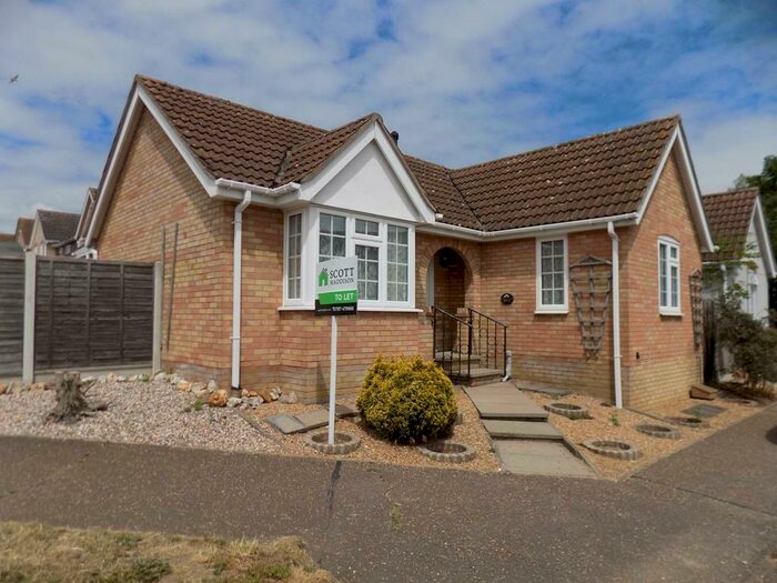 2 Bedroom Detached Bungalow To Rent In Hawthorn Close, Halstead, CO9
