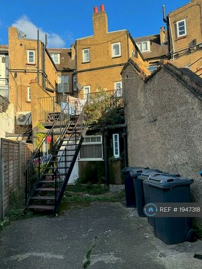 1 Bedroom Flat To Rent In Bellegrove Road, Welling, DA16