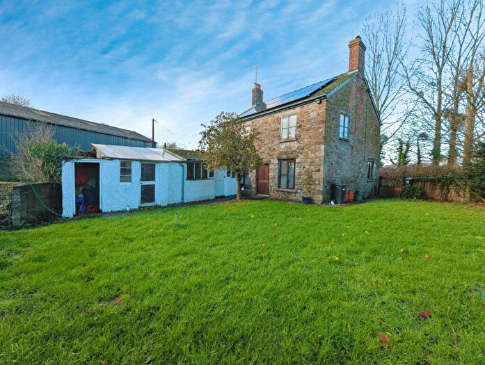 4 Bedroom Country House For Sale In Wernrheolydd, Usk, NP15