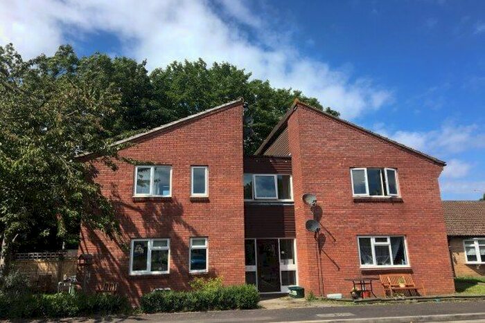 Studio To Rent In Corner Croft, Clevedon, BS21