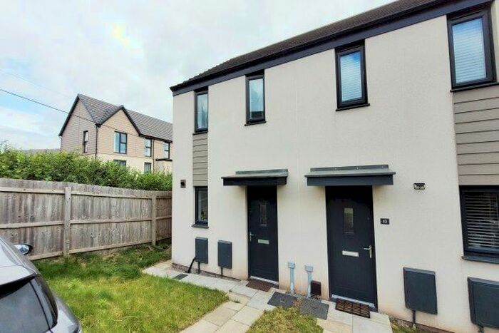 2 Bedroom Property To Rent In Heol Booths, Caerdydd, CF3