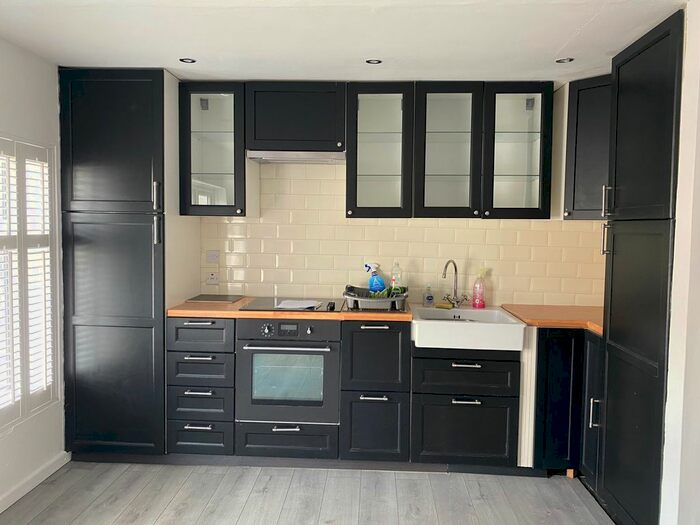 1 Bedroom Flat To Rent In Bunker's Hill Lane, Bilston, WV14