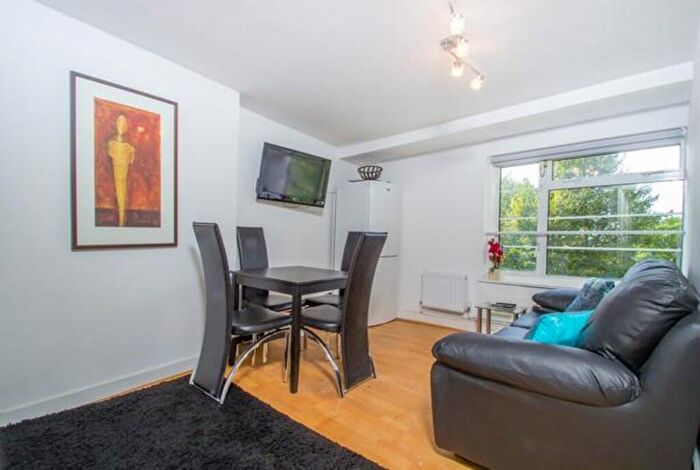 2 Bedroom Apartment To Rent In Finchley Road, NW8