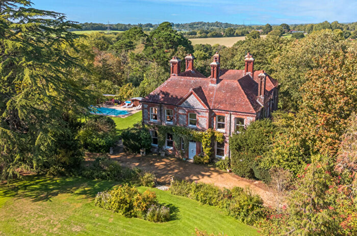 7 Bedroom Detached House For Sale In Botley Road, Bishops Waltham, Southampton, SO32