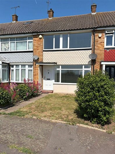 3 Bedroom Terraced House To Rent In Corringham Road, Stanford-Le-Hope, SS17