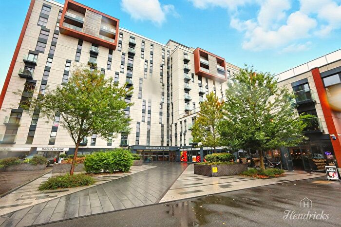 2 Bedroom Flat For Sale In Victoria Avenue, Southend-On-Sea, SS2