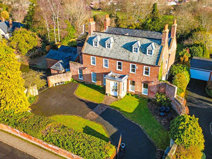 8 Bedroom Detached House For Sale In Lowlands Terrace, Bishops Hull Hill, Bishops Hull, Taunton, TA1