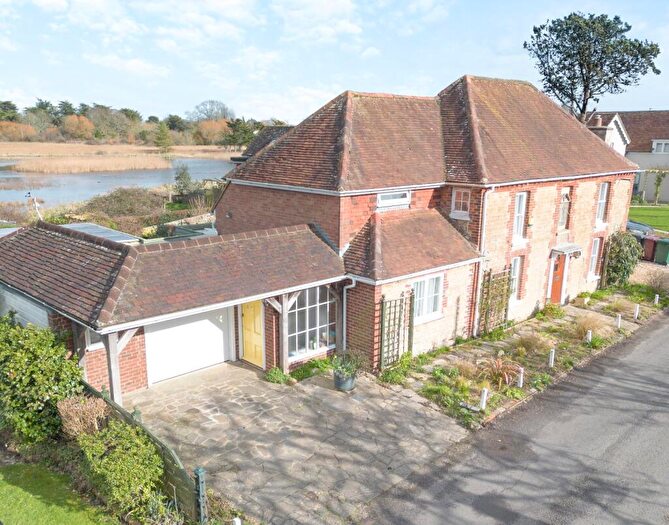 4 Bedroom Detached House For Sale In Mill Lane, Sidlesham, Chichester, West Sussex, PO20