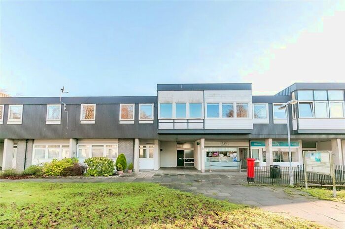 2 Bedroom Flat To Rent In Hazlehead Crescent, Aberdeen, AB15