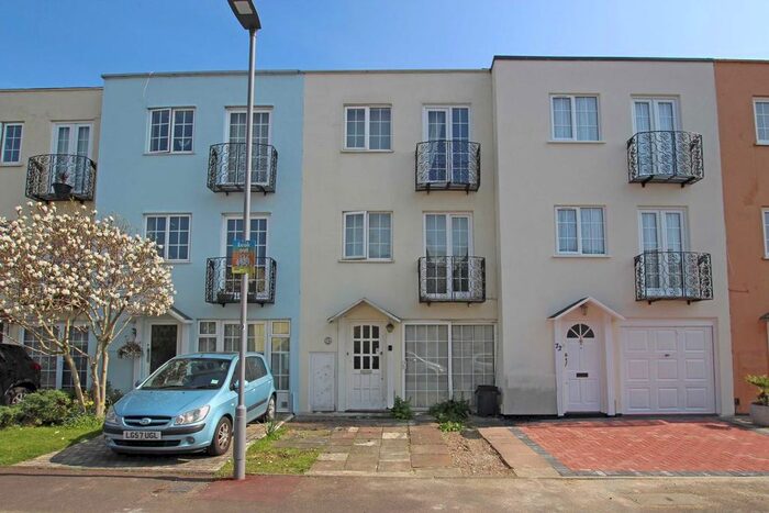 5 Bedroom Property To Rent In Eaton Drive, Kingston Upon Thames, KT2