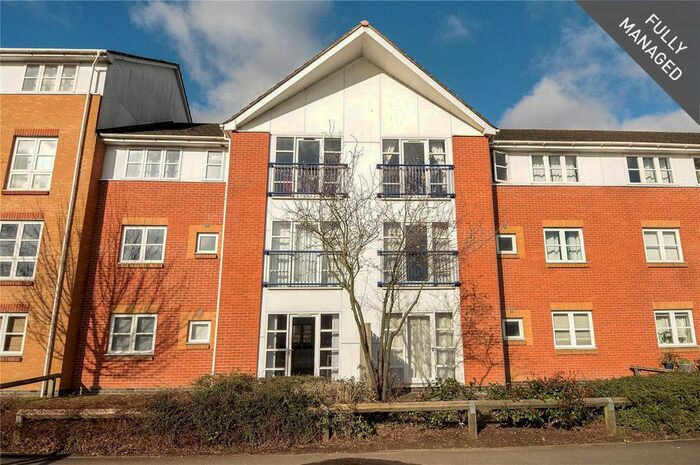 2 Bedroom Maisonette To Rent In Kennet Walk, Reading, Berkshire, RG1