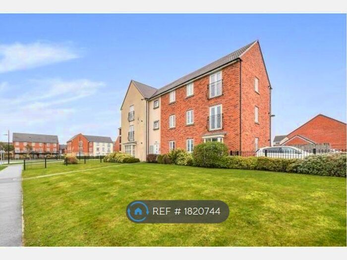 2 Bedroom Flat To Rent In Indiana Grove, Great Sankey, Warrington, WA5