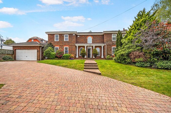 4 Bedroom Detached House For Sale In Forest Road, Tunbridge Wells, TN2