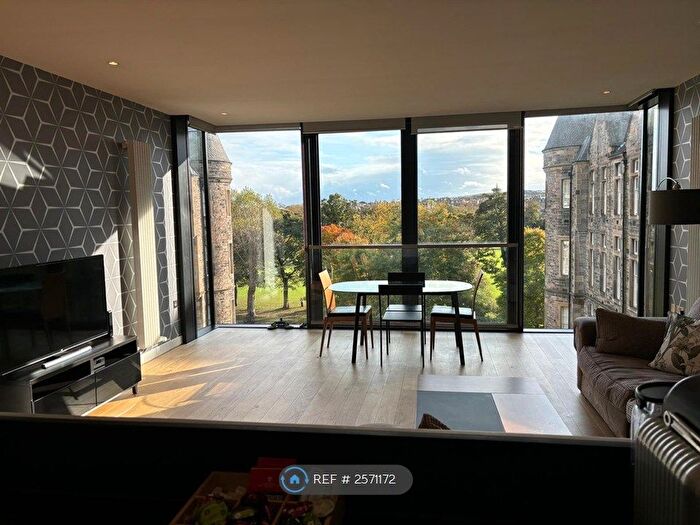 2 Bedroom Flat To Rent In Simpson Loan, Edinburgh, EH3