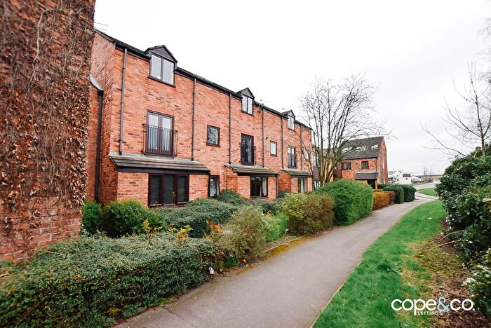 2 Bedroom Flat To Rent In St. Marys Court, Duke Street, Derby, Derbyshire, DE1