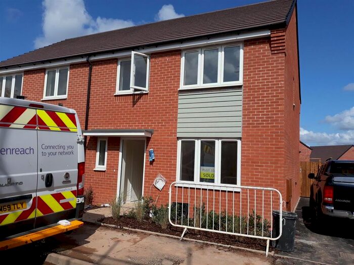 4 Bedroom Property To Rent In Pelican View, Coventry, CV2