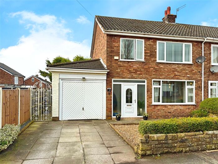 3 Bedroom Semi-Detached House For Sale In Limefield Drive, Skelmersdale, Lancashire, WN8