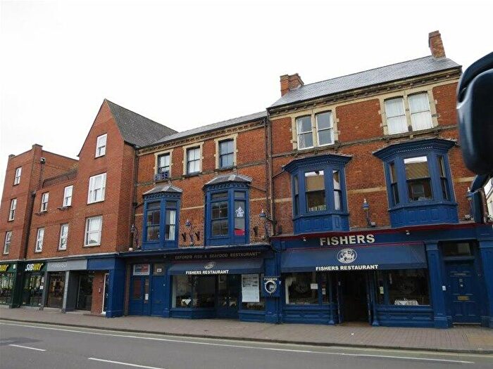 6 Bedroom Flat To Rent In St Clements Street, Oxford, Oxford, OX4