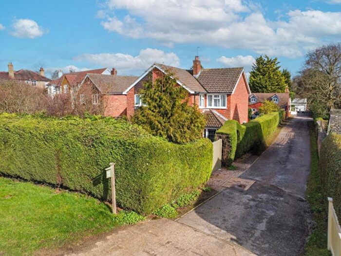 4 Bedroom Detached House For Sale In Harborough Road North, Kingsthorpe, Northampton, NN2