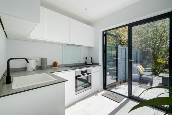 1 Bedroom Flat To Rent In Alexandra Park Road, London, N10