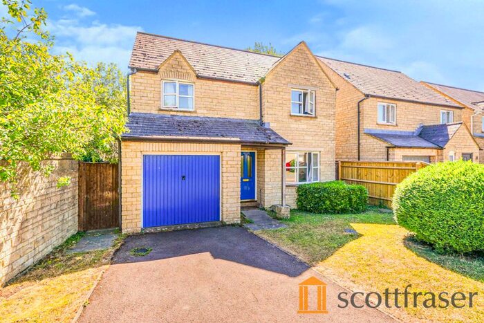 3 Bedroom Detached House To Rent In Chichester Place, Brize Norton, Carterton, OX18
