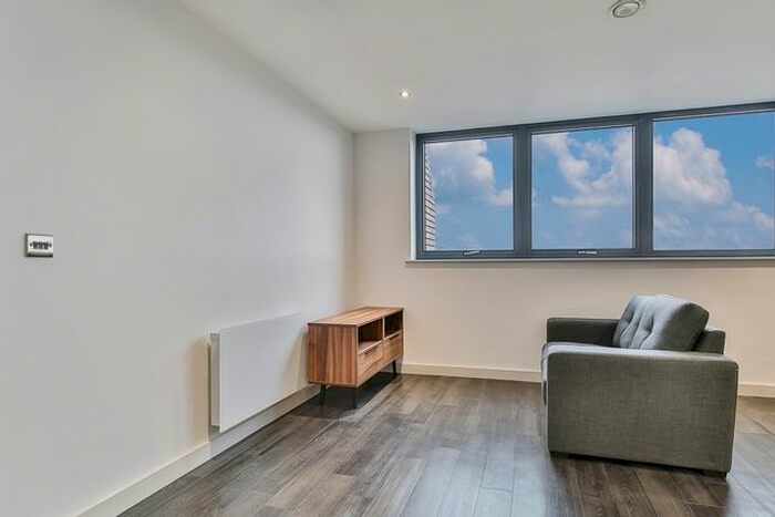 1 Bedroom Flat To Rent In West Bar, Sheffield, S3