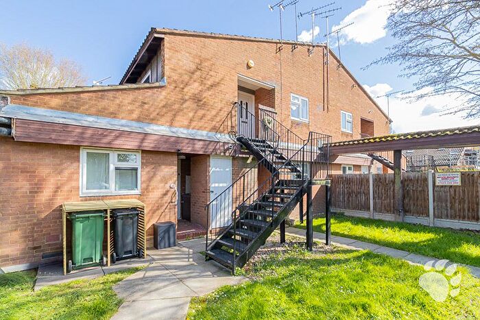 2 Bedroom Maisonette For Sale In Malyons Mews, Pitsea, SS13