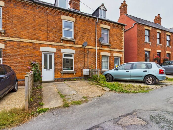 3 Bedroom Property To Rent In Etheldene Road, Cashes Green, Stroud GL5