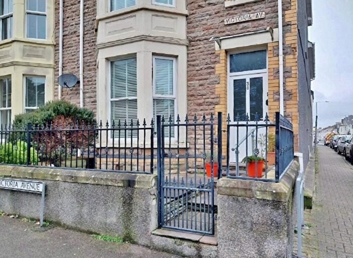 1 Bedroom Flat For Sale In Victoria Avenue, Porthcawl, South Glamorgan, Bridgend (County Of), CF36