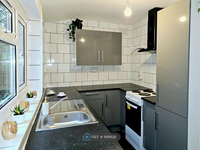 3 Bedroom Terraced House To Rent In Chaplin Road, Bristol, BS5