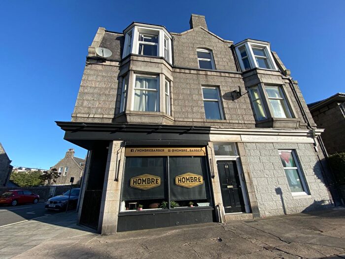 Studio To Rent In Bed Apartment, Beechgrove Terrace, Aberdeen, AB15