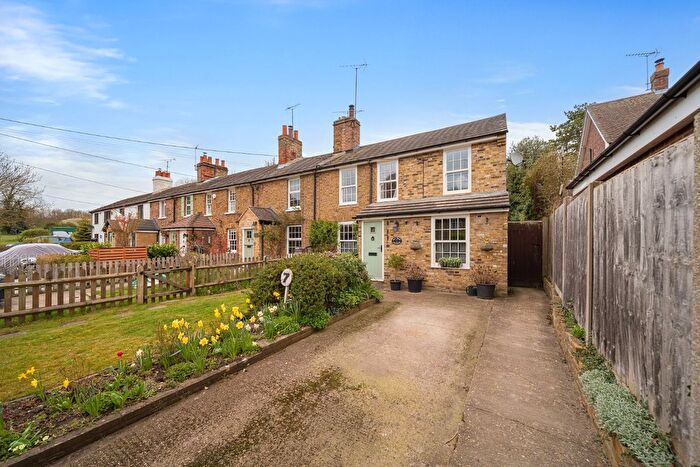 3 Bedroom End Of Terrace House For Sale In Bay Tree Cottage, Henley Street, Luddesdown, Gravesend, Kent, DA13