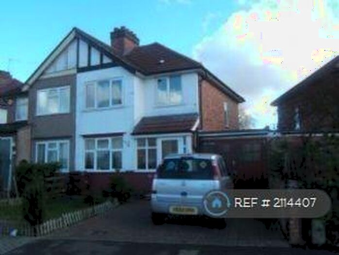 3 Bedroom Semi-Detached House To Rent In Greer Road, Harrow, HA3