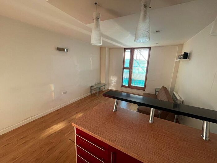 1 Bedroom Flat To Rent In Fulcrum, Furnival Street, Sheffield, Yorkshire, S1