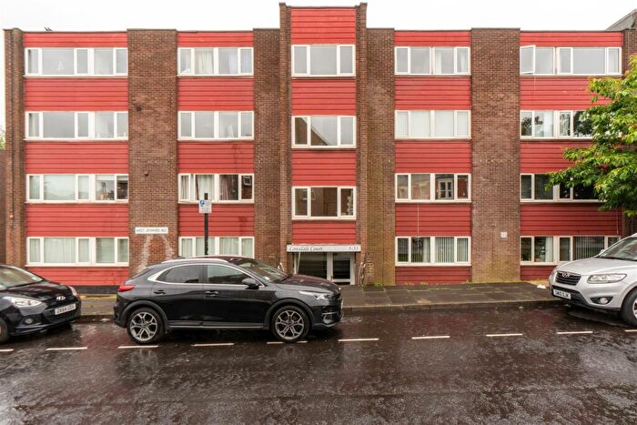 2 Bedroom Apartment To Rent In Lonsdale Court, Jesmond, NE2