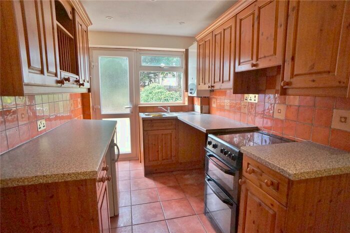 3 Bedroom Terraced House To Rent In Stonebridge Road, Northfleet, Gravesend, DA11