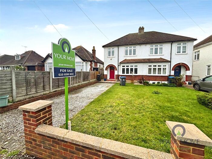 3 Bedroom Semi Detached House For Sale In Ellingham Road, Chessington, KT9