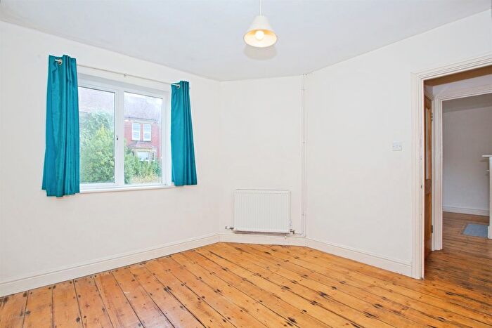 3 Bedroom Detached Bungalow For Sale In St. Michaels Avenue, Yeovil, BA21