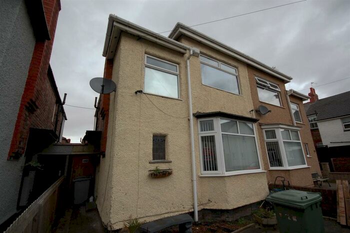 3 Bedroom Semi-Detached House To Rent In Tiverton Avenue, Wallasey, CH44