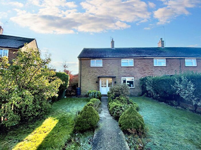 3 Bedroom Semi-Detached House For Sale In Common Way, Hothfield, TN26